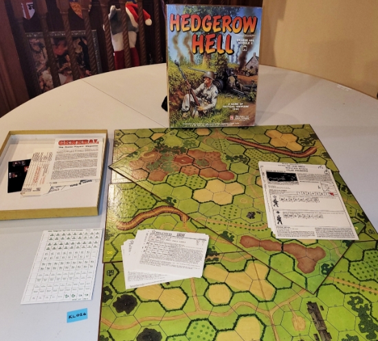 Picture of Hedgerow Hell UNPUNCHED Board Game - KL026